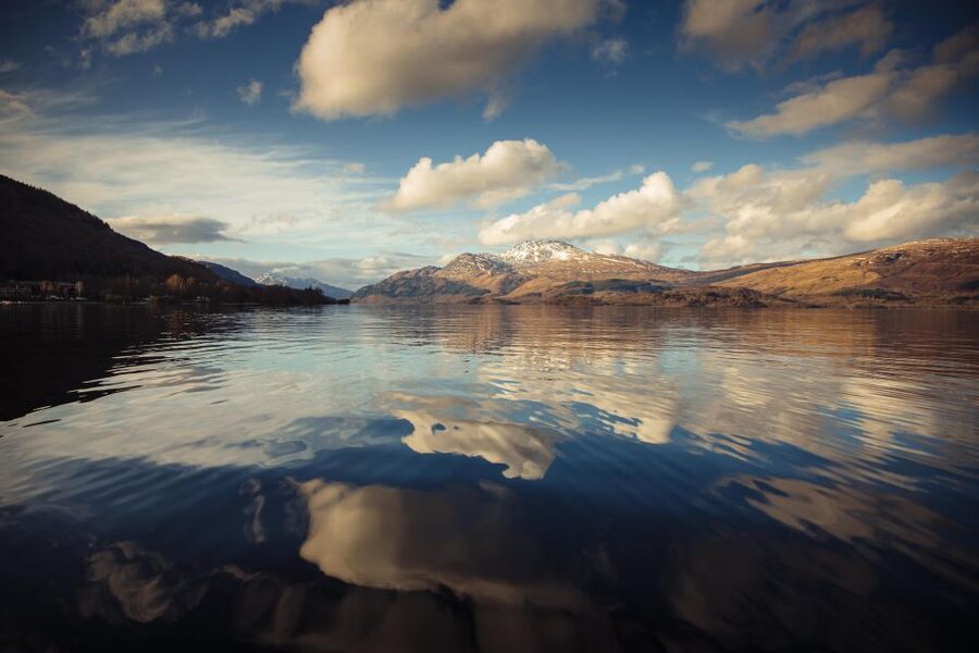 Loch Lomond: Island Discovery 2-Hour Cruise - Loch Lomond Golf Club and the first wide views