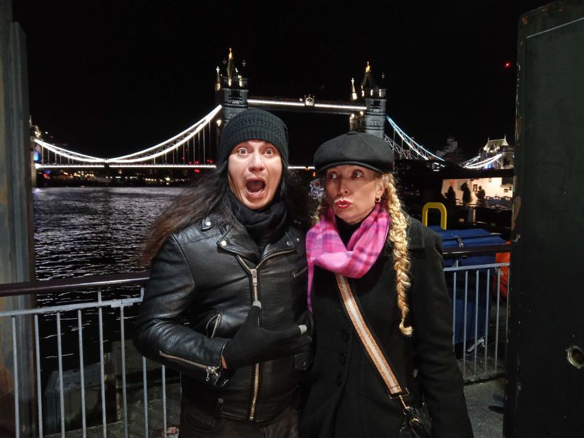 London: Ghost Walk and River Thames Boat Ride - The Thames boat ride: scenery and a welcome rest