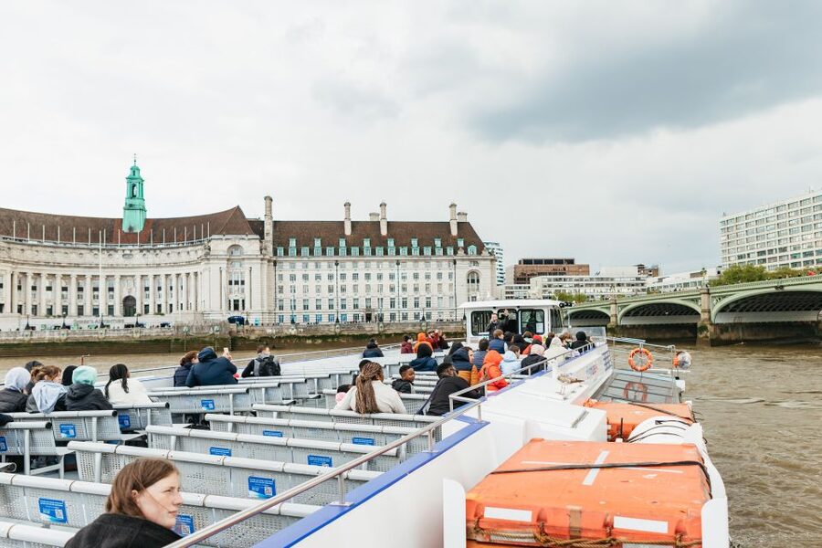London: River Thames Hop-On Hop-Off Sightseeing Cruise - Tower Pier to Greenwich: the most rewarding stretch