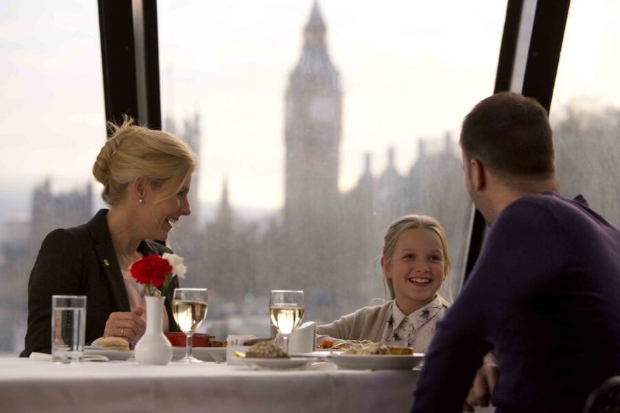 London River Thames Lunch Cruise - Starting beside the Tower of London