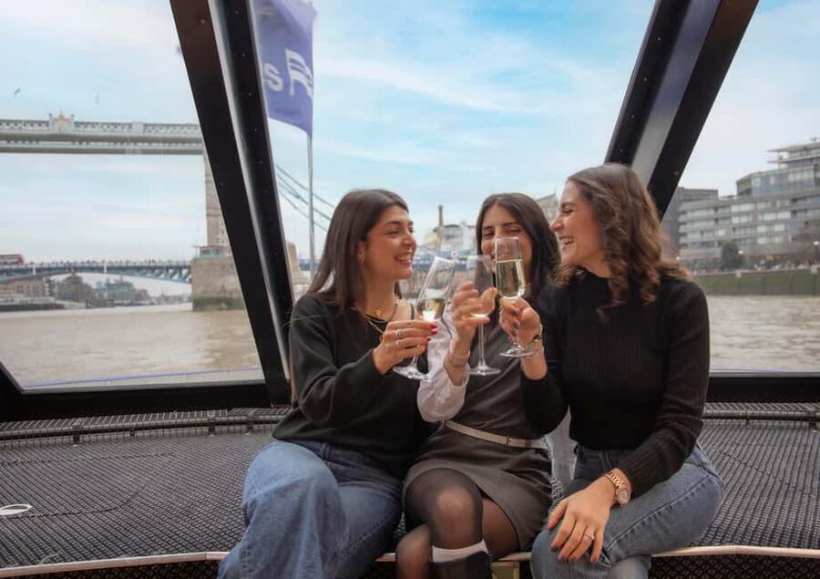 London River Thames Lunch Cruise - What the $48 price really covers