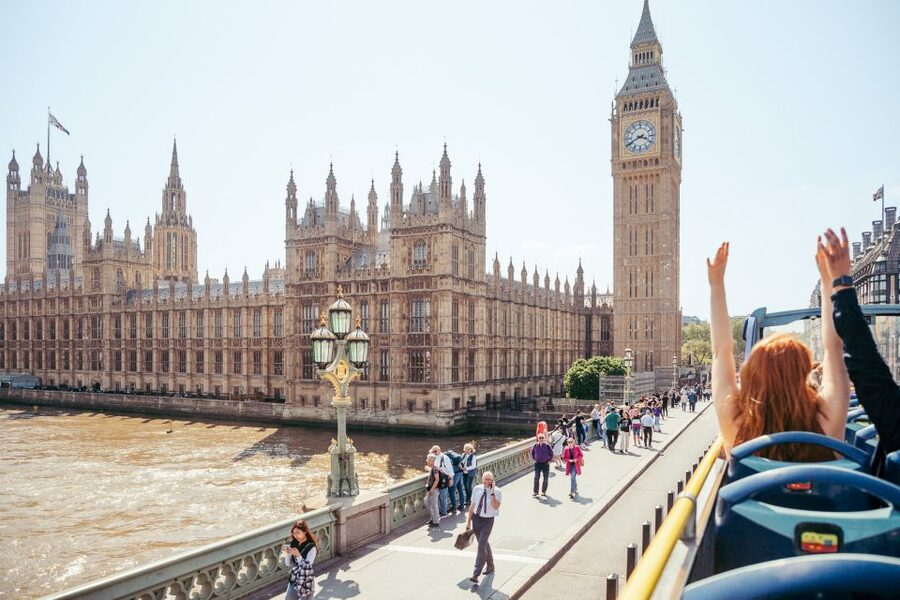 London: Tootbus Must-See Hop-On Hop-Off Bus Tour with Cruise - The best stops for a first sightseeing plan