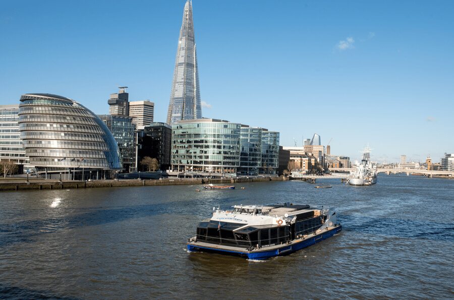 London: Warner Bros. Studio Tour and River Thames Cruise - The Great Hall, Platform 9 and 3/4, and Diagon Alley