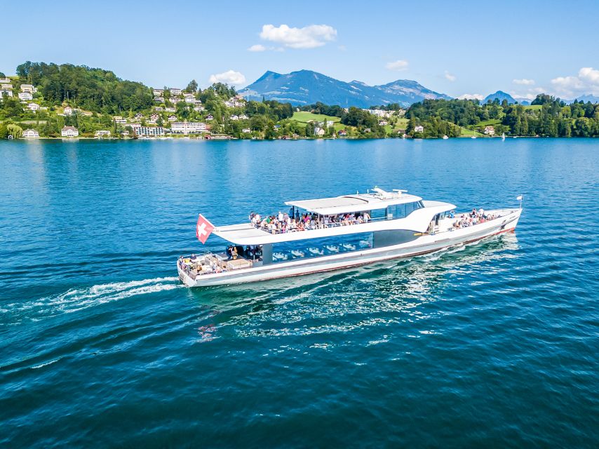Lucerne: 1-Hour Cruise on Panoramic Yacht - The route toward Meggenhorn Castle