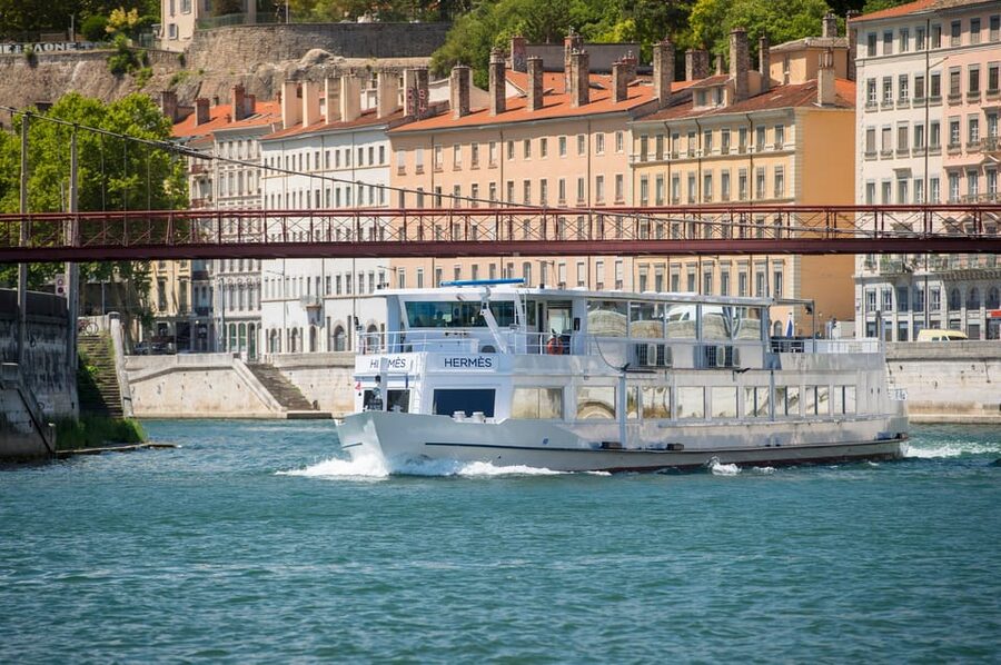 Lyon 2.5-Hour Lunch Cruise - Commentary, audio, and the limits of sightseeing from a dining table