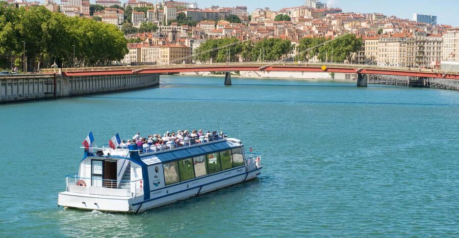 Lyon: Guided Sightseeing Cruise - Vieux Lyon and the medieval city