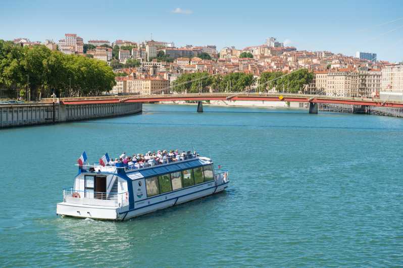 Lyon: Guided Sightseeing Cruise - Choosing the upper deck or enclosed cabin