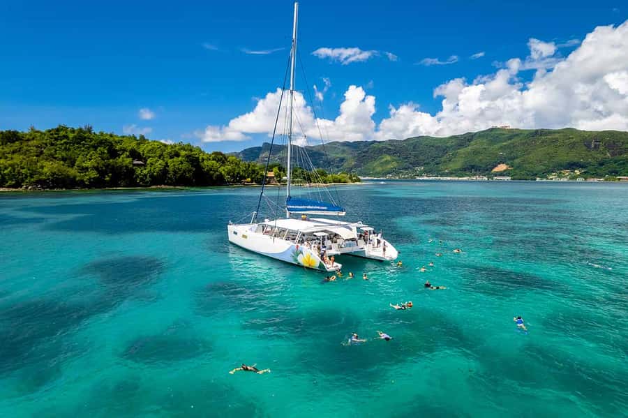 Mahé: Saint-Anne Marine Park and Moyenne Island Cruise - What the two snorkeling stops are really like