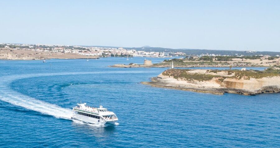 Mahon: Harbor Boat Tour with Underwater Viewing & Commentary - Why Mahón Harbor is best seen from the water