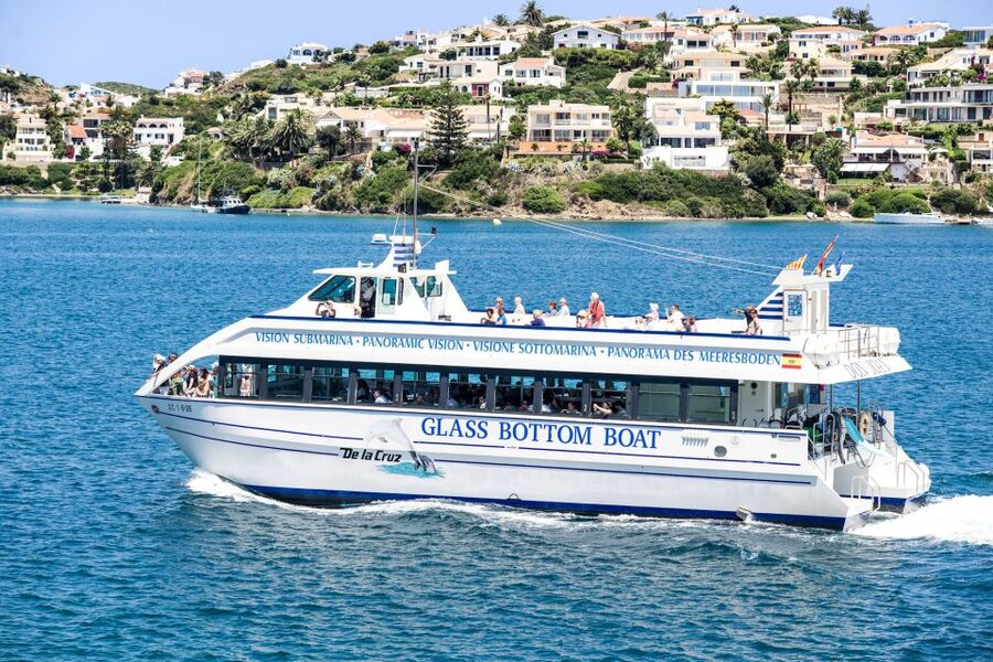 Mahon: Harbor Boat Tour with Underwater Viewing & Commentary - Lazareto, Mola, and the guarded harbor entrance
