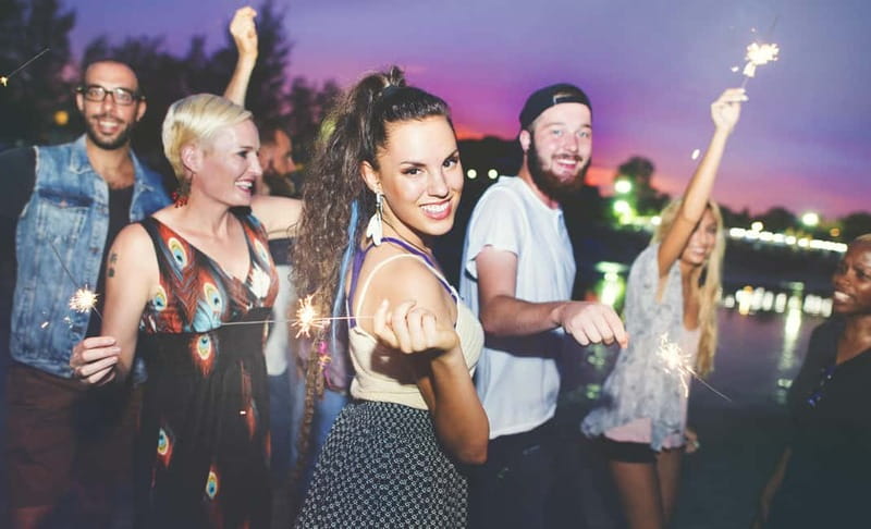 Malaga: Catamaran Sunset or Night Cruise w/ Live DJ & Drink - The sunset option: sea views and Malaga’s changing light