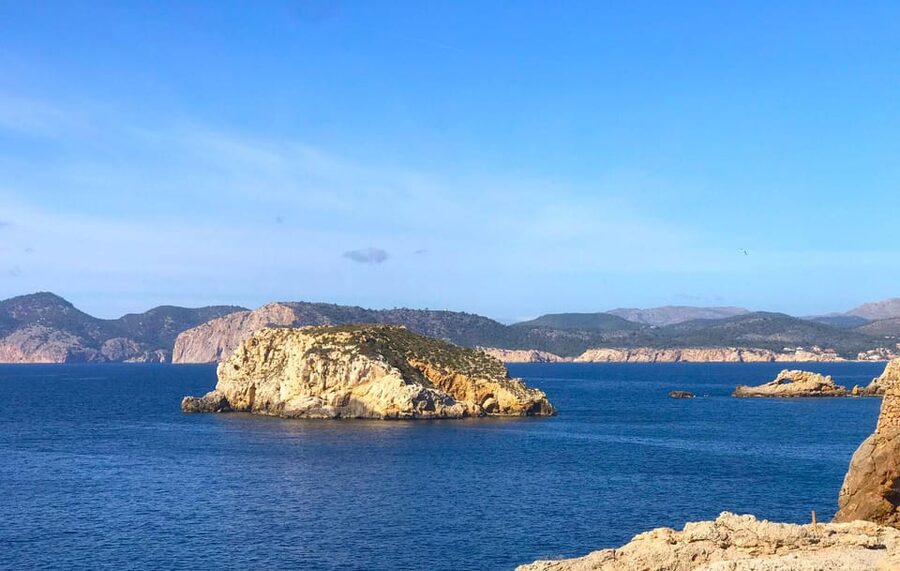 Mallorca: 2-Hour Coastline & Malgrat Islands Catamaran Tour - Key points to know before boarding