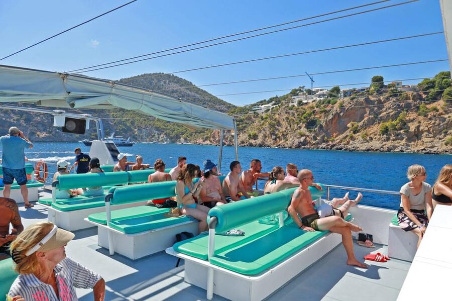 Mallorca: 2-Hour Coastline & Malgrat Islands Catamaran Tour - The secret stop and 20 minutes in the sea