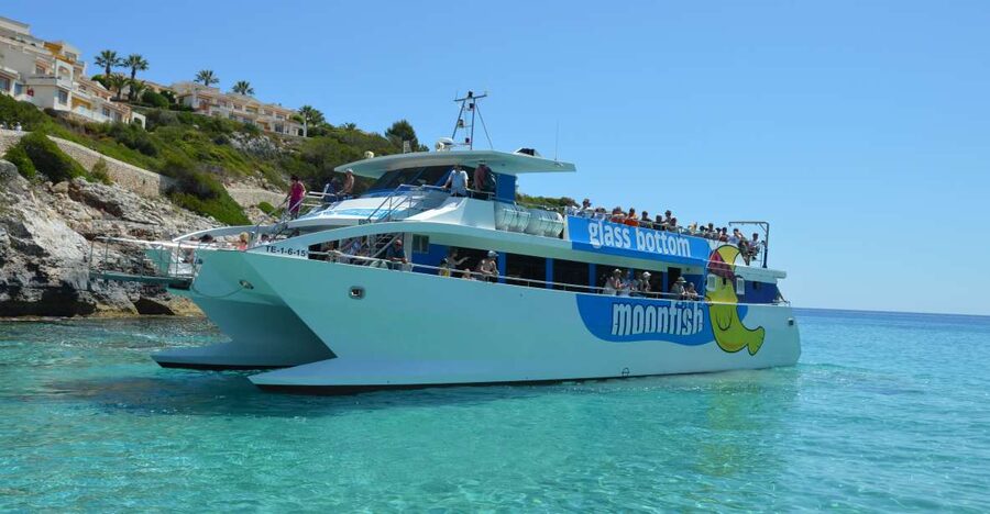 Mallorca: Glass-Bottom Catamaran Along the East Coast - Why the east coast works so well by boat
