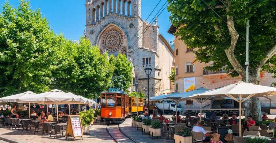 Mallorca: Island Tour with Boat, Tram & Train from the South - The day at a glance