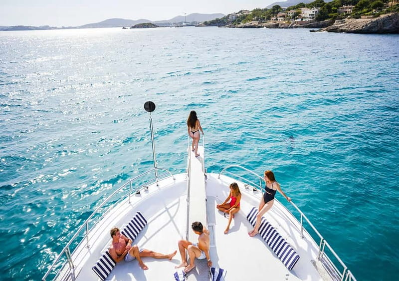 Mallorca: Palma Boat Tour & Snorkeling with Drink Included - Quick facts for choosing the cruise