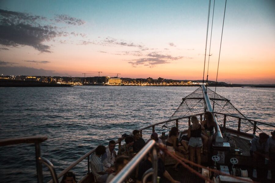 Malta: Lazy Pirate Boat Party with Drinks & Food - Practical tips for a better night