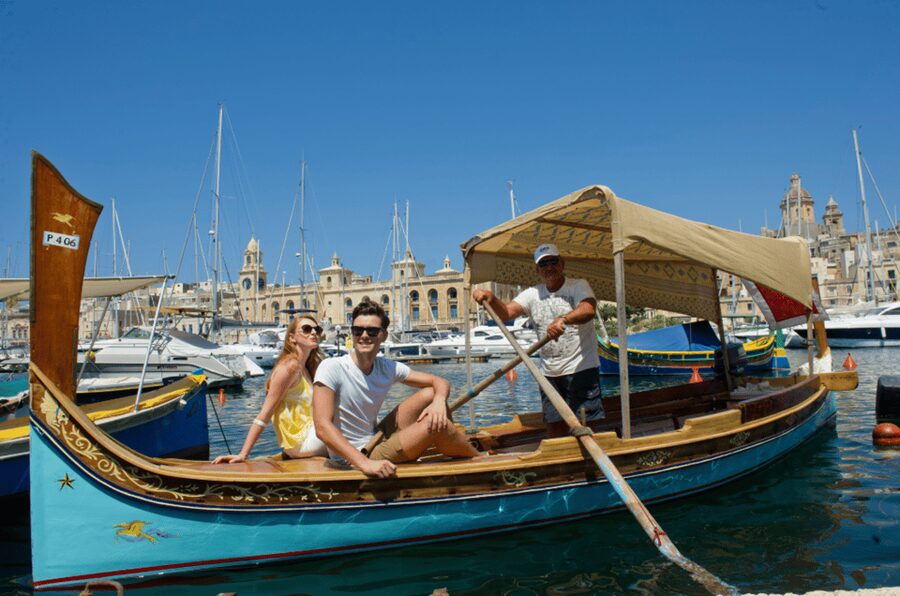Malta: The Three Fortified Cities Tour including Boat Trip - Taking the frejgatina around the harbour creeks
