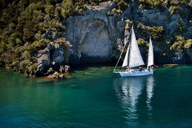 Maori Rock Carvings Eco Sailing Taupo - Swimming in Lake Taupō