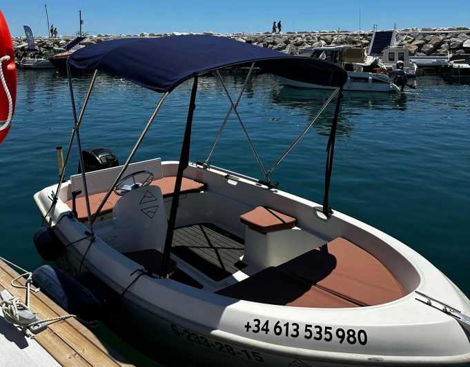 Marbella: Puerto Banús Boat Rental with No License Needed - Steering along the Costa del Sol