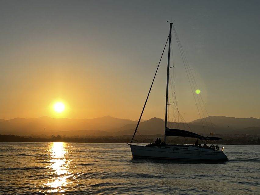 Marbella: Sunset Sailing Trip with Drinks and Snacks - Practical tips for a better evening