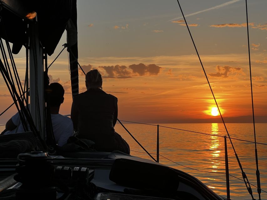 Marbella: Sunset Sailing Trip with Drinks and Snacks - Cava, wine, beer, and simple snacks