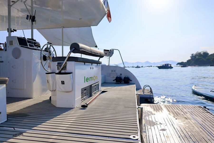 Marseille: Calanques Catamaran Tour & Standup Paddle - What the $93 price really covers