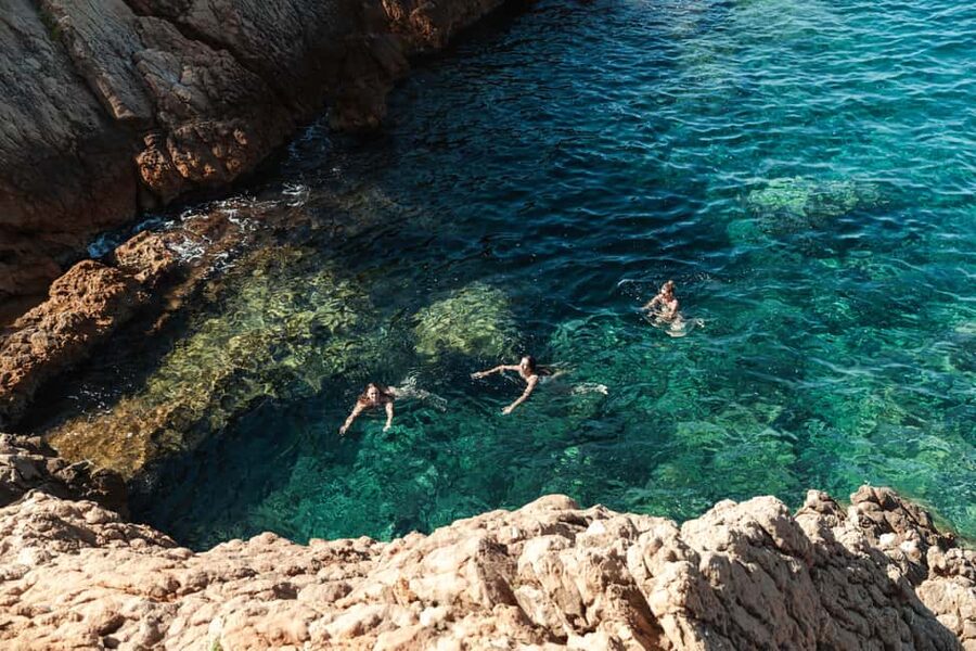 Marseille: Frioul Islands Boat Tour with Swim Stop - The return ride and the freshwater shower