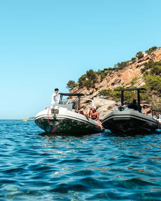 Marseille: Frioul Islands Boat Tour with Swim Stop - Finding the boat behind the Mucem