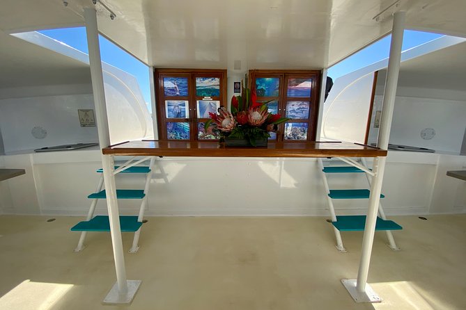 Maui Premium Sunset Dinner Cruise from Ka’anapali Beach - The crew, music, and evening mood