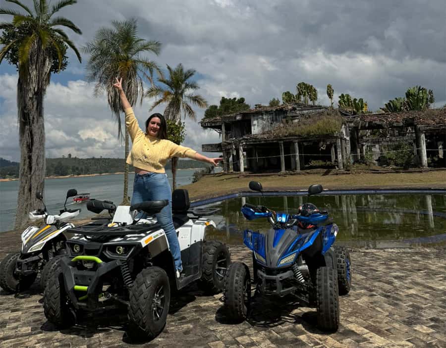 Medellin: Guatapé Day Trip & Boat to Pablo Escobar's Estate - What the $64 price really covers