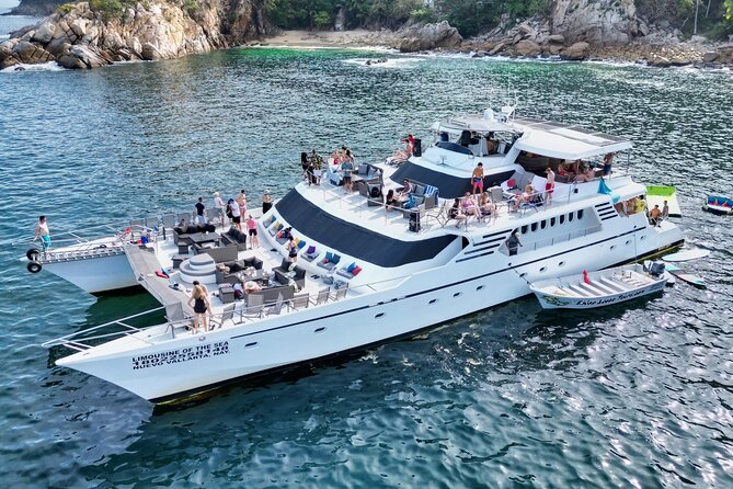 Mega Yacht ALL INCLUSIVE Yelapa Waterfall & Snorkeling Adventure - Playa Chica Locca: The Active Stop