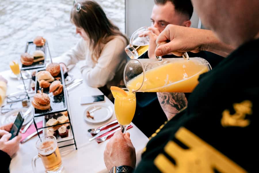Melbourne: 2-Hour Bottomless Brunch Cruise - A Yarra River lunch with a party feel