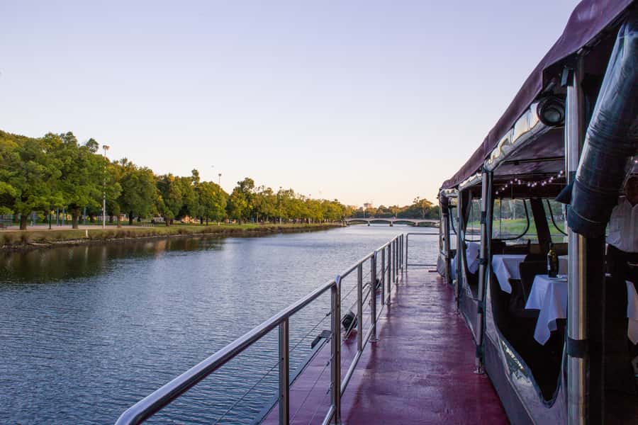 Melbourne: 4-Course Dinner Cruise with Drinks - Service That Shapes the Evening