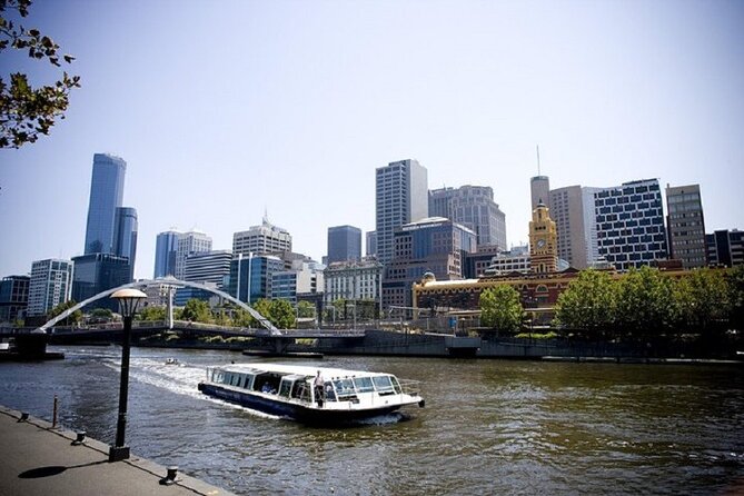 Melbourne: City and Williamstown Ferry Cruise - What the crew and boat are like