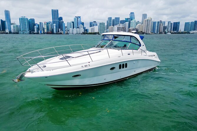 Miami: 2 Hour Private Yacht Cruise - Bayside Marketplace from the Water