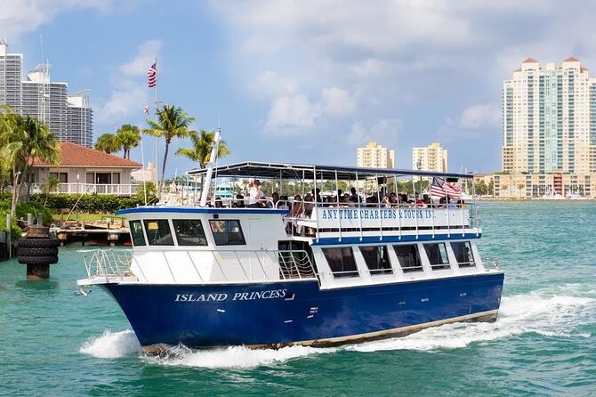 Miami Biscayne Bay rich and famous Sightseeing Boat Tour - The Venetian Islands and their waterfront homes