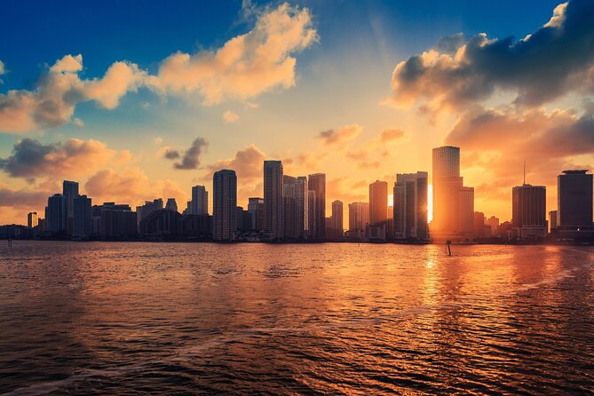 Miami Millionaires Sightseeing Cruise - Hibiscus Island and the Venetian Islands