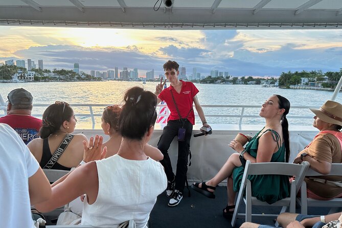 Miami Skyline Boat Cruise Past Millionaire's Homes Optional Stop - Venetian Islands and Sunset Island