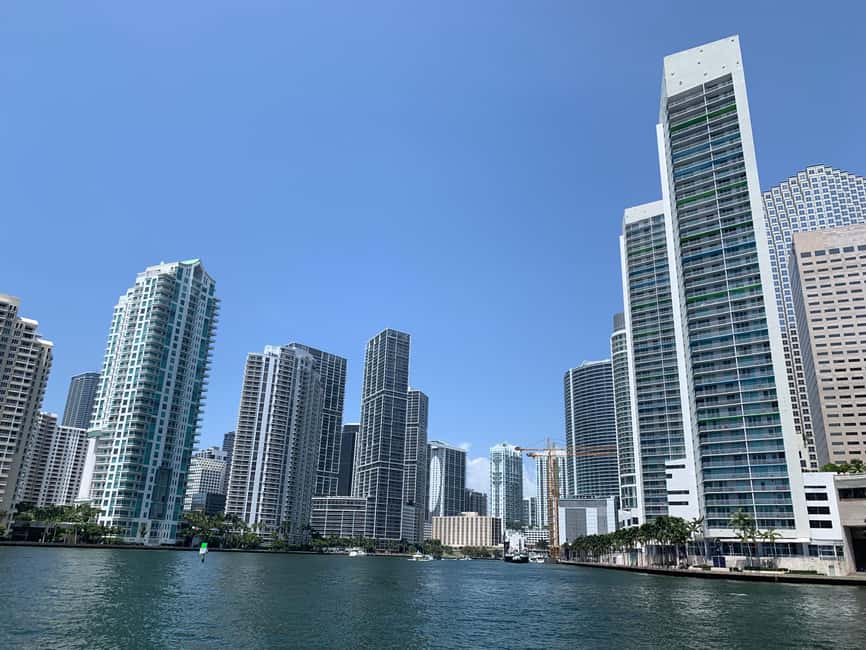 Miami Skyline Cruise of Millionaire Homes - Practical advice for a smoother ride