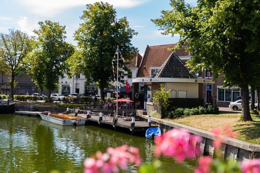 Middelburg: City Canal Cruise - Who will enjoy this canal cruise most?