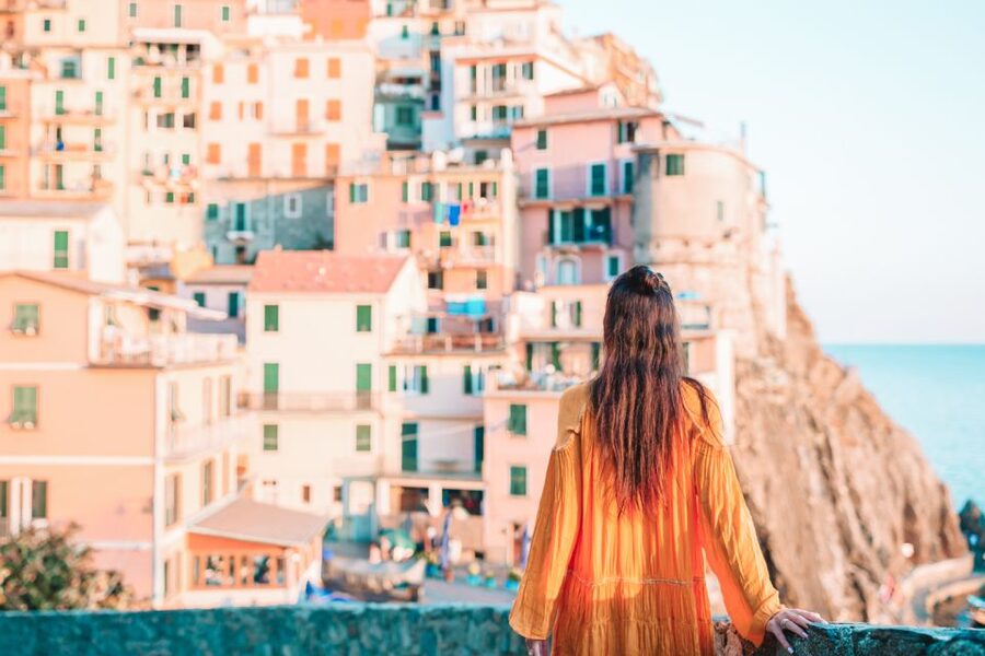 Milan: Cinque Terre Full-Day Guided Trip With Cruise - The train to Monterosso al Mare