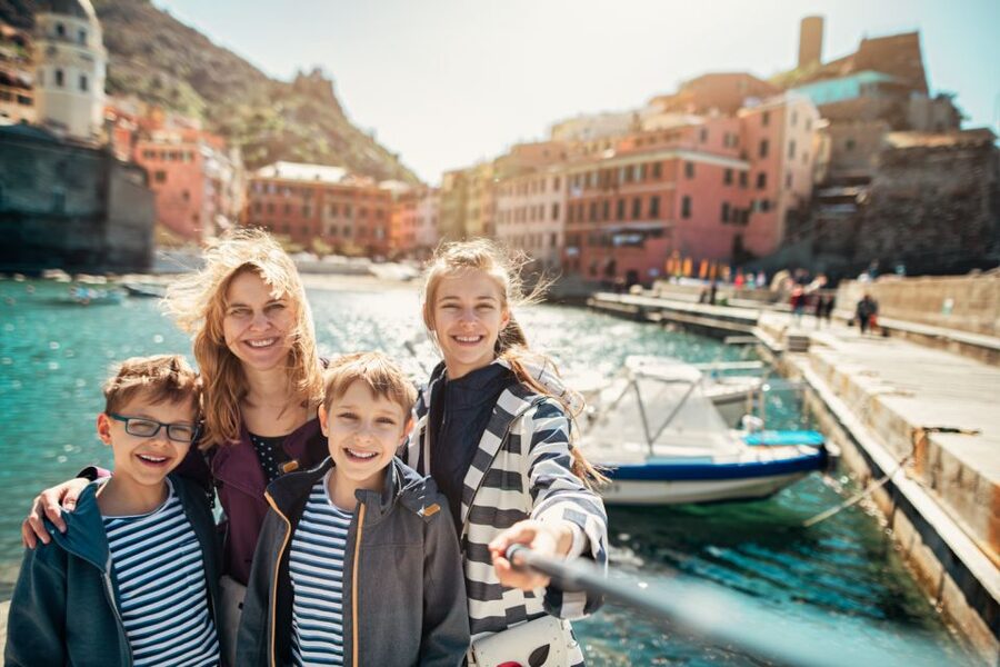 Milan: Cinque Terre Full-Day Guided Trip With Cruise - Monterosso: your best chance for lunch and a swim