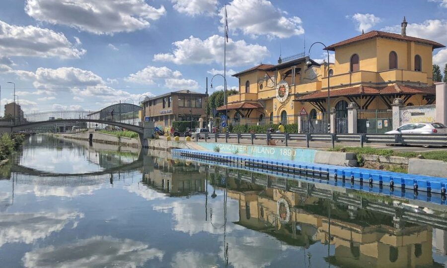Milan: Navigli Canal Boat Cruise - Trophy Bridge and Leonardo’s Conchetta