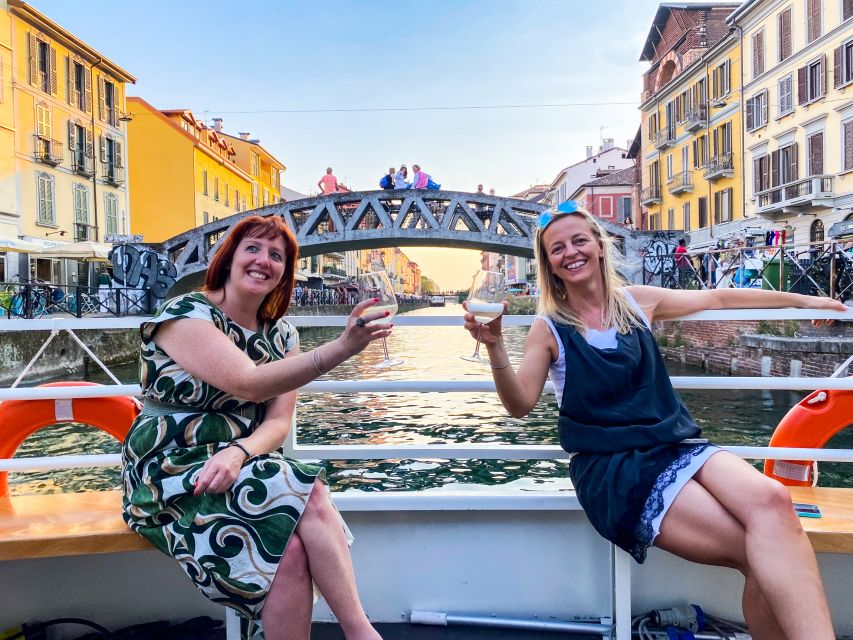 Milan: Navigli District Canal Boat Tour with Aperitivo - Why this 50-minute Milan cruise works