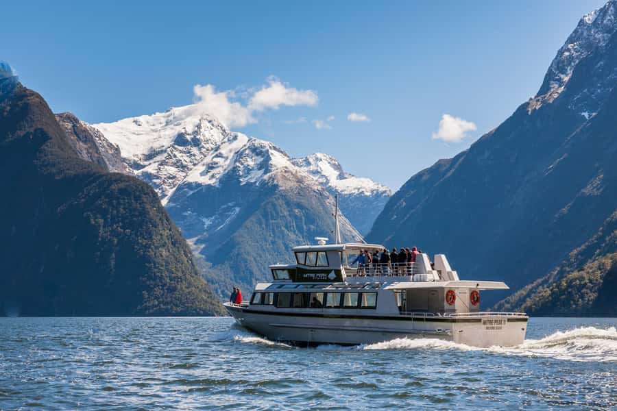 Milford Sound: 2-Hour Small Boat Scenic Cruise - Lion Mountain, Copper Point, and the shape of the fiord