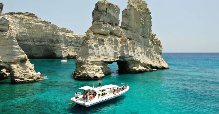 Milos: Half-Day Speedboat Cruise to Klefiko with Snorkeling - Meeting the Volcano boat in Adamas