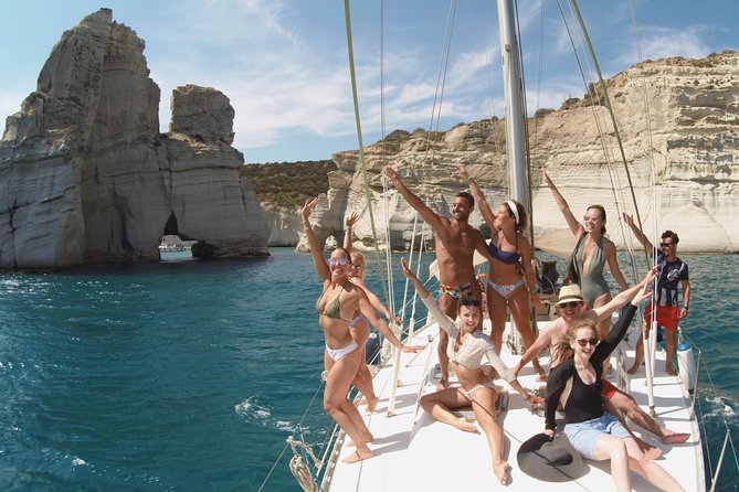 Milos Small-Group Full-Day Cruise with Snorkelling and Lunch - Key points at a glance