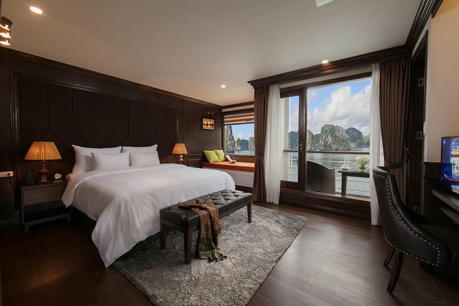 Mon Chéri Cruise 5 star: Unique 2 Days Tuan Chau - Halong bay - Lan Ha Bay - Halong Bay Scenery and the Long Afternoon