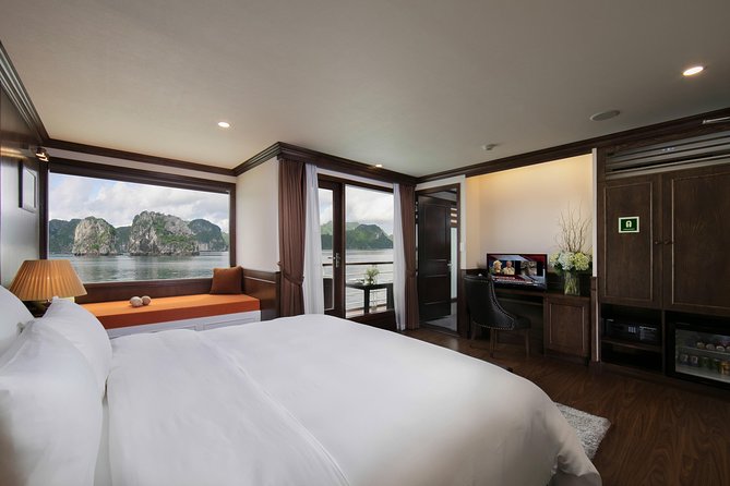 Mon Chéri Cruise 5 star: Unique 2 Days Tuan Chau - Halong bay - Lan Ha Bay - Service, Group Size, and the Overall Feel